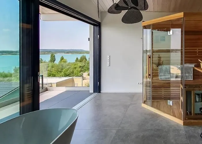 Kanani Am Hainer * Neukieritzsch