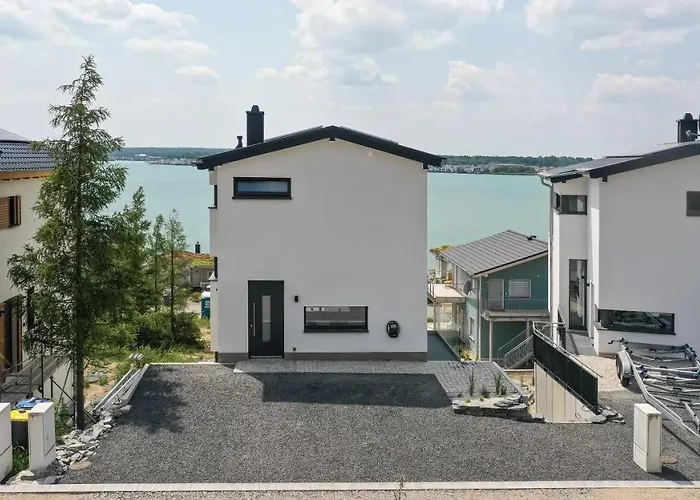 Kanani Am Hainer * Neukieritzsch